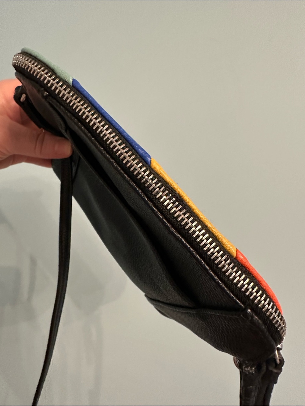 Liz Claiborne Rainbow Stripe Crossbody Bag - Picture 3 of 6